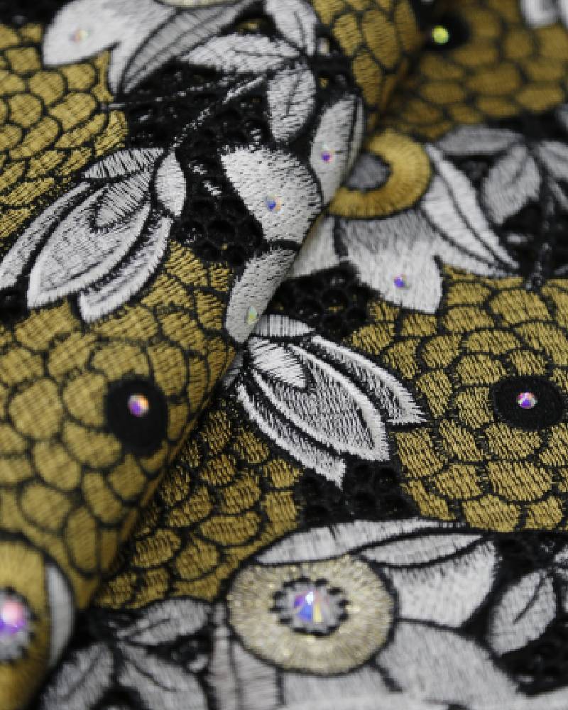 SVL119- Swiss Voile Lace Black - Gold